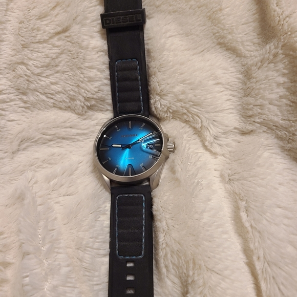 Diesel Men's DZ1861 MS9 Analog Display Quartz Black Watch - Picture 3 of 6